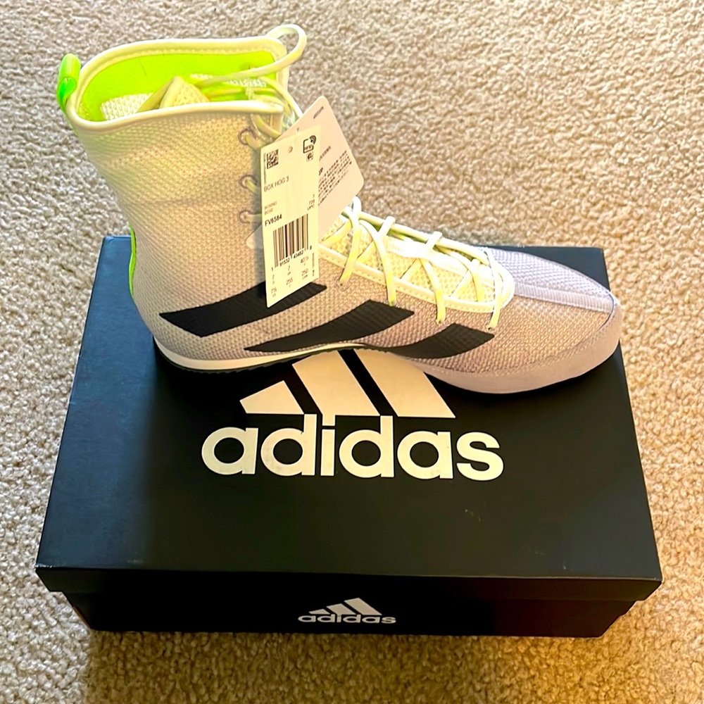 NWT. Adidas Box Hog 3. Men’s 7.5. New. Never worn. Boxing shoe.
